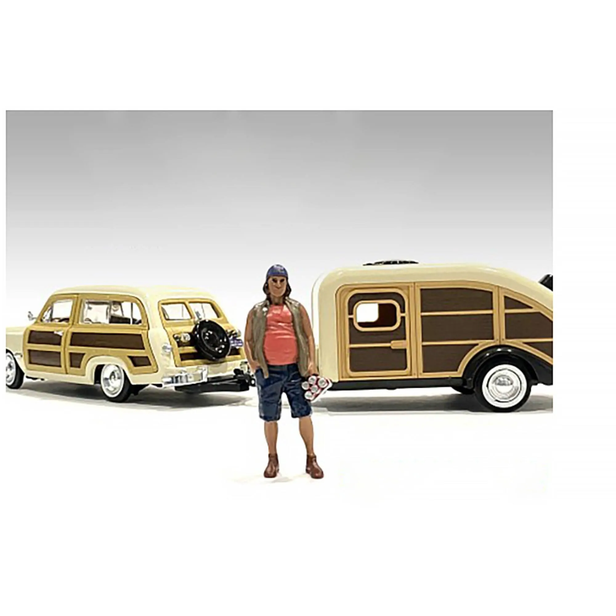 American Diorama Figure 2 - Campers Poly-Resin Material for 1/18 Scale Models