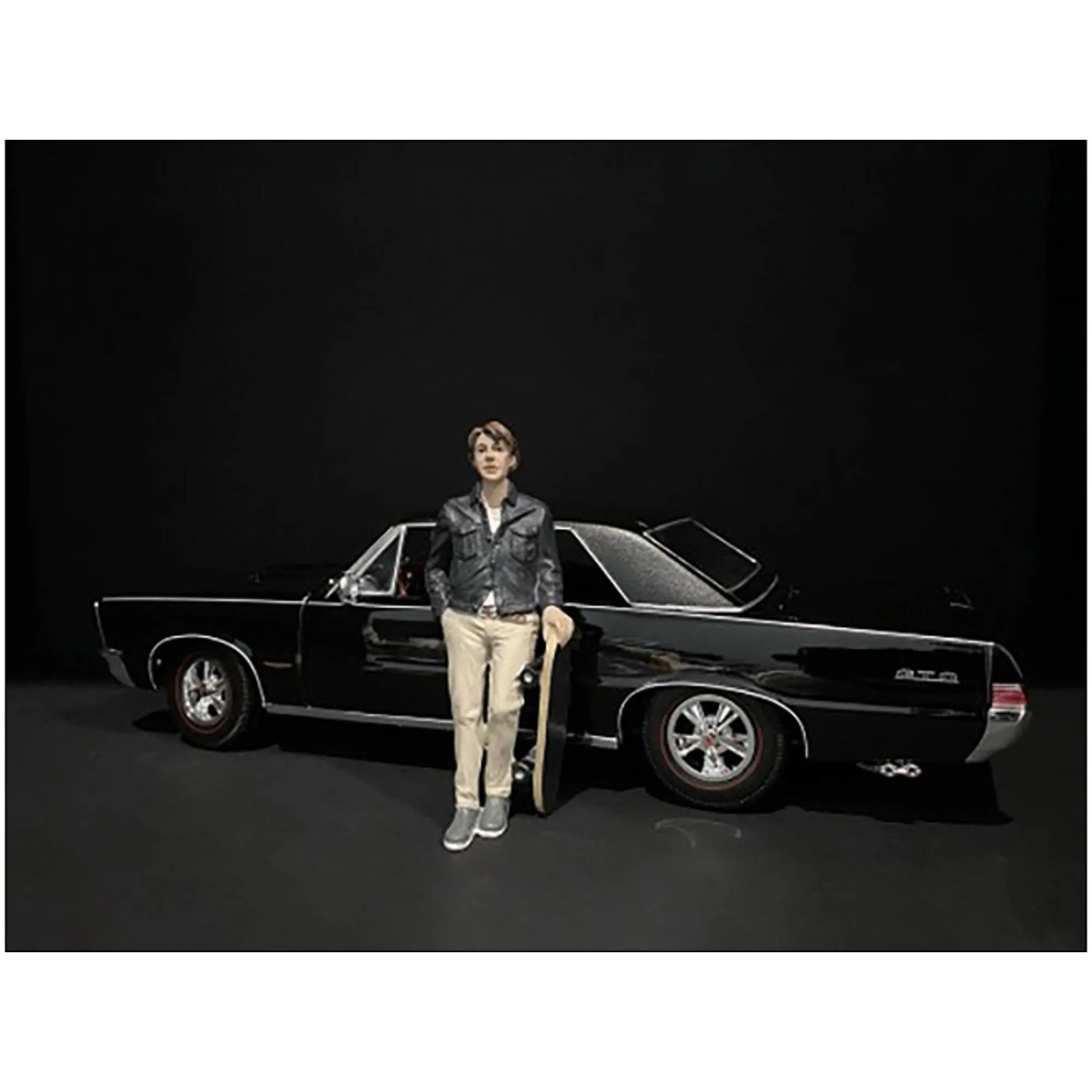 American Diorama Figurine - Skateboarder III Poly Resin Material for 1/18 Scale