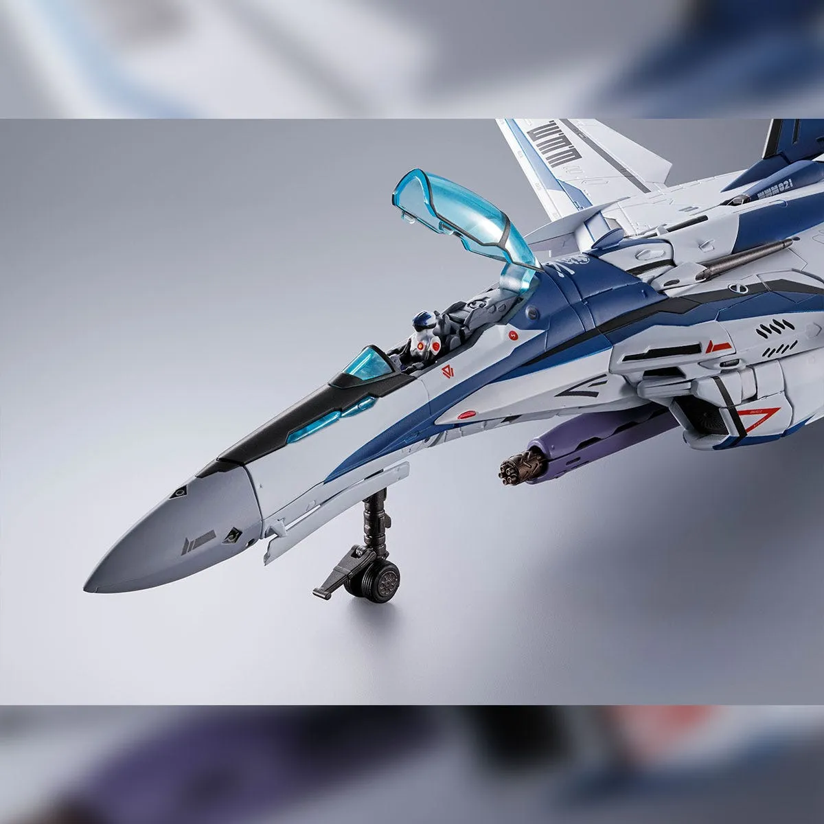 DX Chogokin Macross - VF-25 Messiah Valkyrie Worldwide Anniversary Edition - Macross Frontier