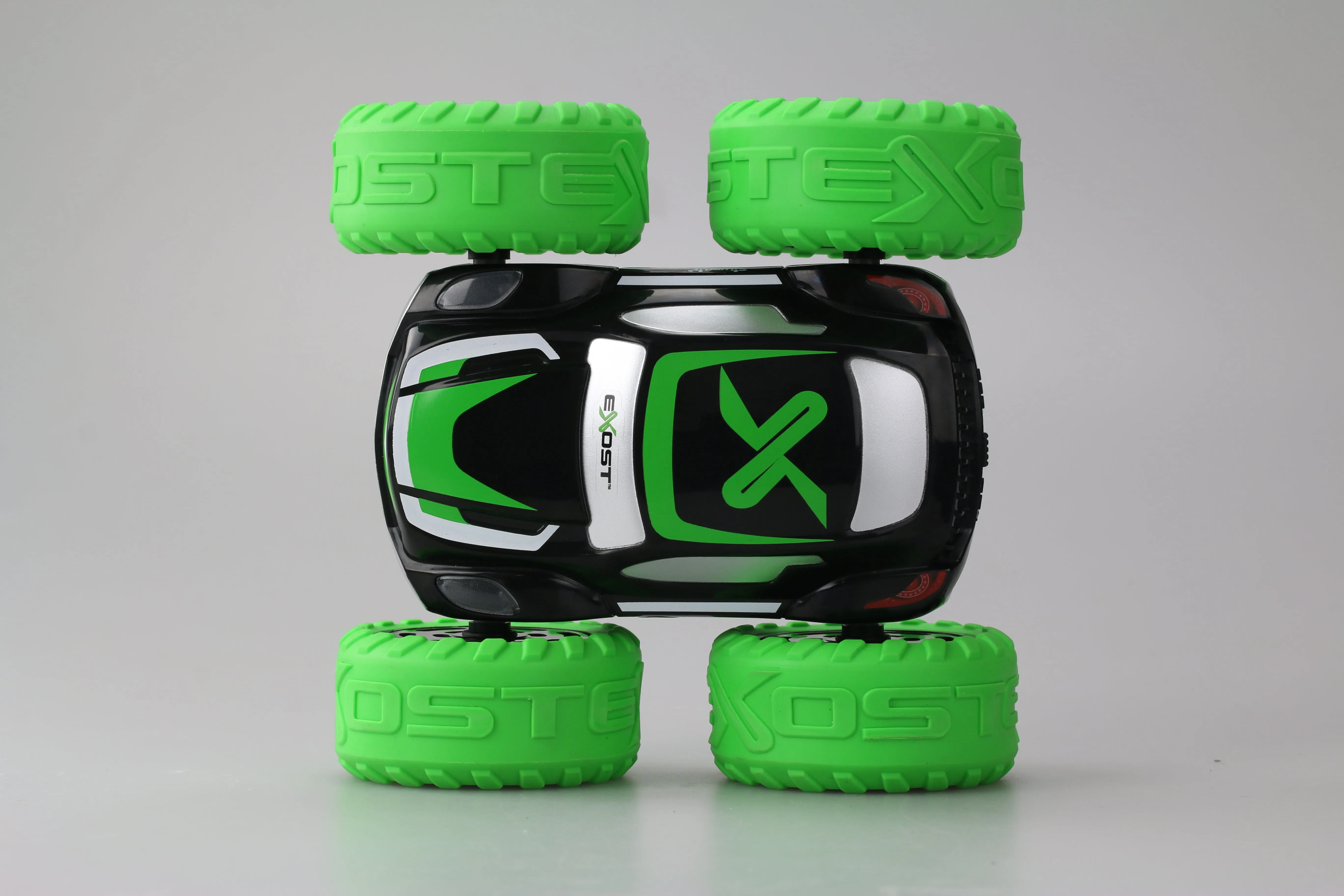 EXOST 360 CROSS II - 1:18 Scale Radio Control Car - Green