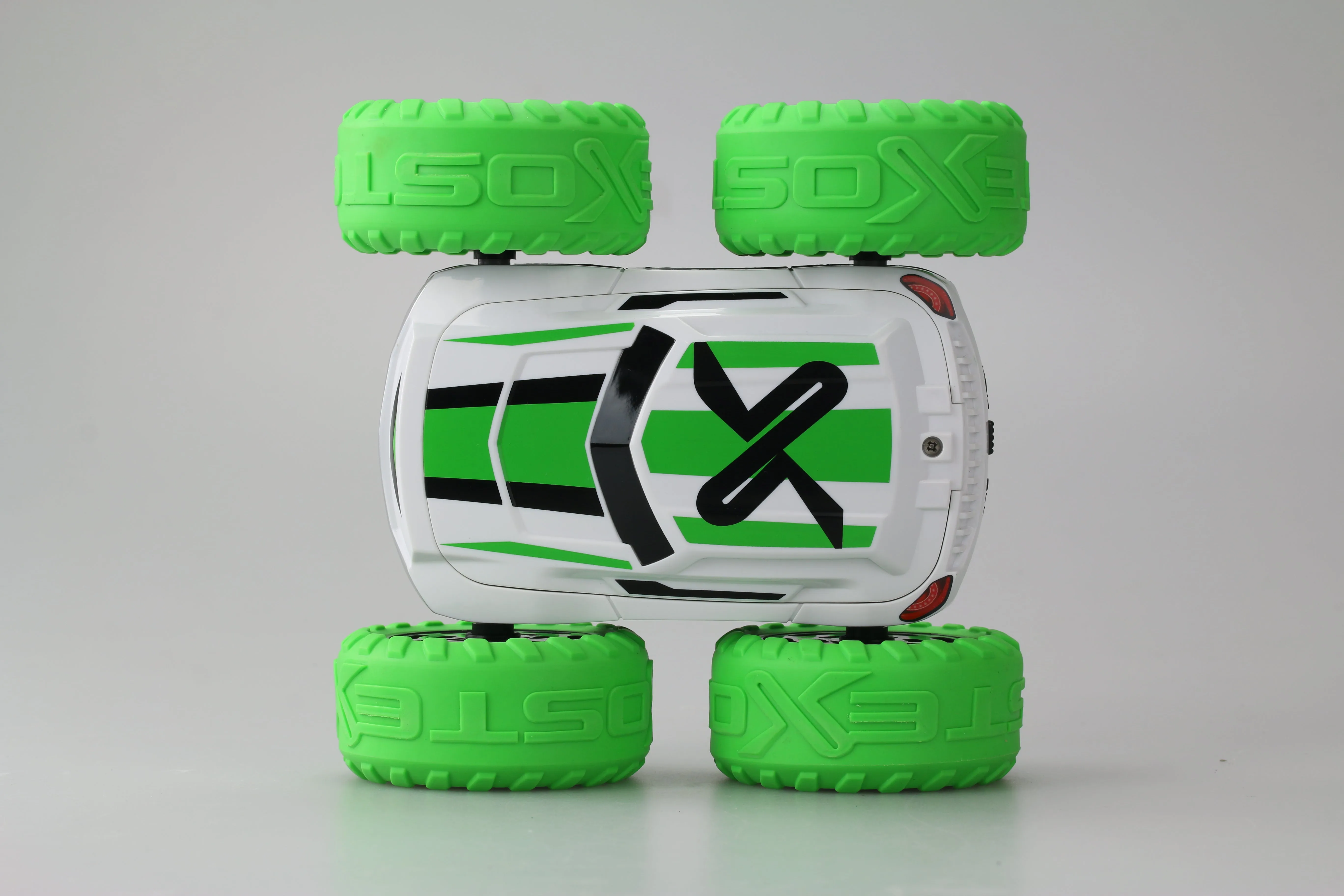 EXOST 360 CROSS II - 1:18 Scale Radio Control Car - Green