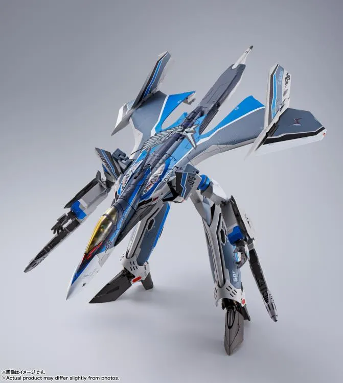 Macross Delta the Movie: Absolute Live! DX Chogokin - VF-31AX Kairos Plus Movie Edition (Hayate Immelman USE)