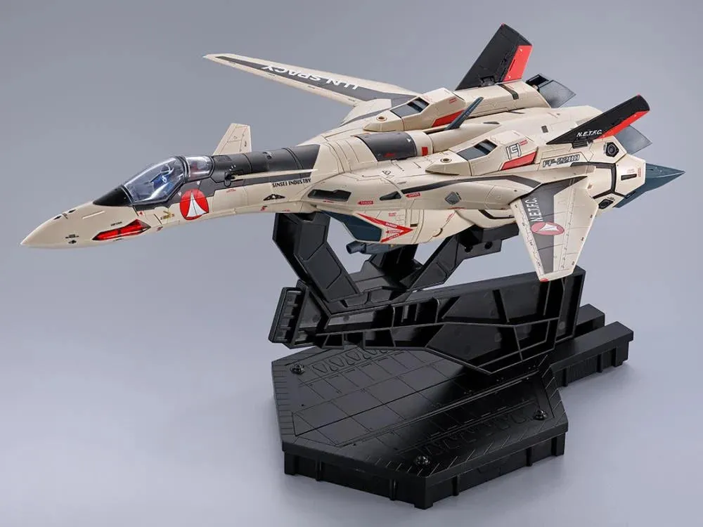 Macross Plus DX Chogokin - YF-19 Excalibur (Isamu Alva Dyson Use)