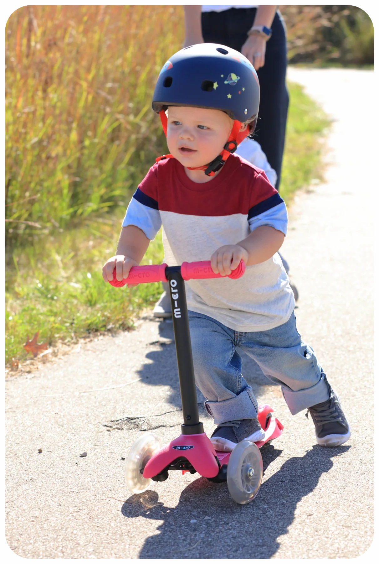 Micro Mini2Grow LED Scooter - Pink