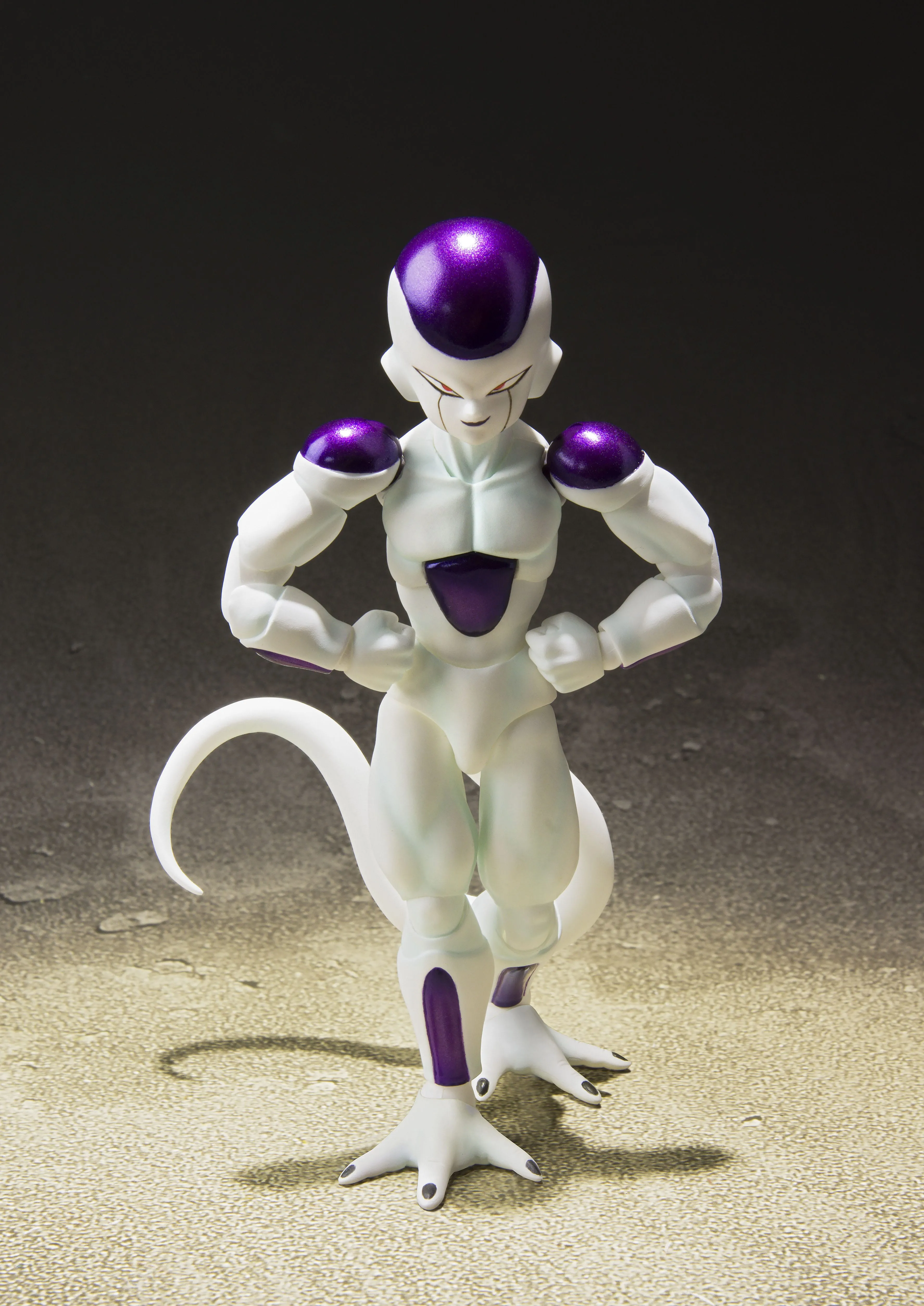 S.H. Figuarts Dragon BallSuper Frieza Freeza Resurrection (Final Form Frieza 2.0) Action Figure