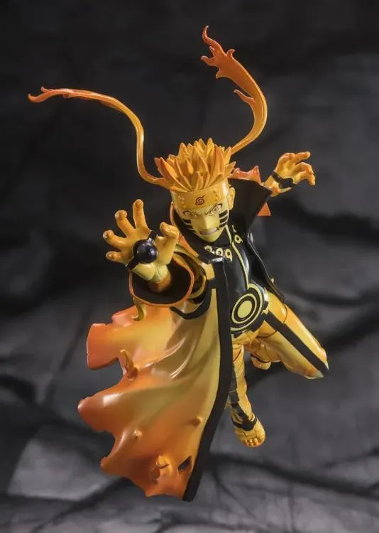 S.H. Figuarts Naruto: Shippuden Naruto Uzumaki (Kurama Link Mode) -Courageous Strength that Binds- Action Figure