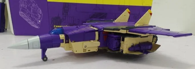 Star Toy ST-01 Commander (2024 Reissue)