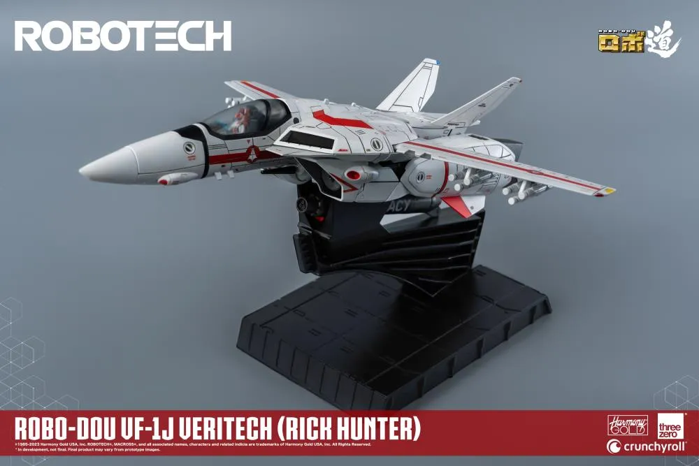 ThreeZero ROBO-DOU VF-1J Veritech (Rick Hunter)