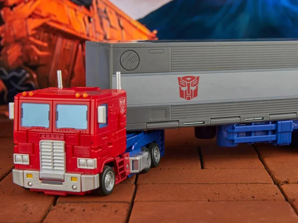 Transformers Generations Studio Series 86 #31 Commander Optimus Prime Action Figure