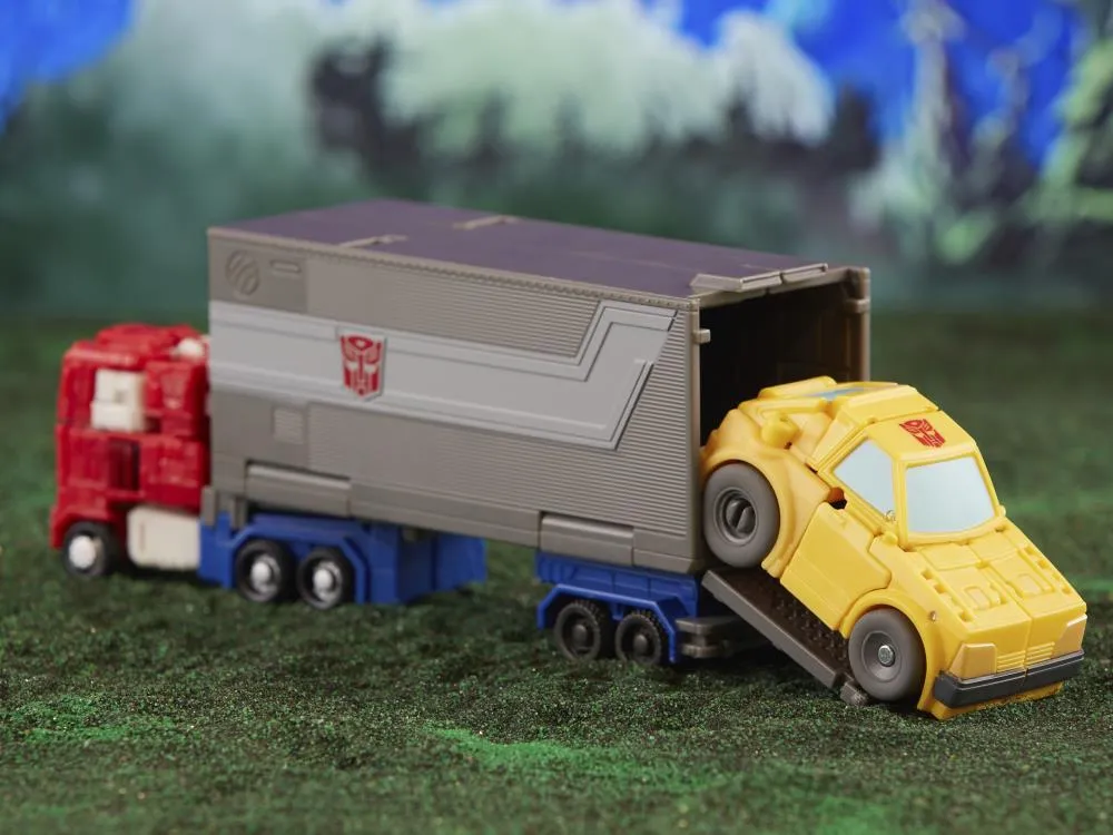 Transformers: Legacy Evolution Core Optimus Prime & Bumblebee Two-Pack