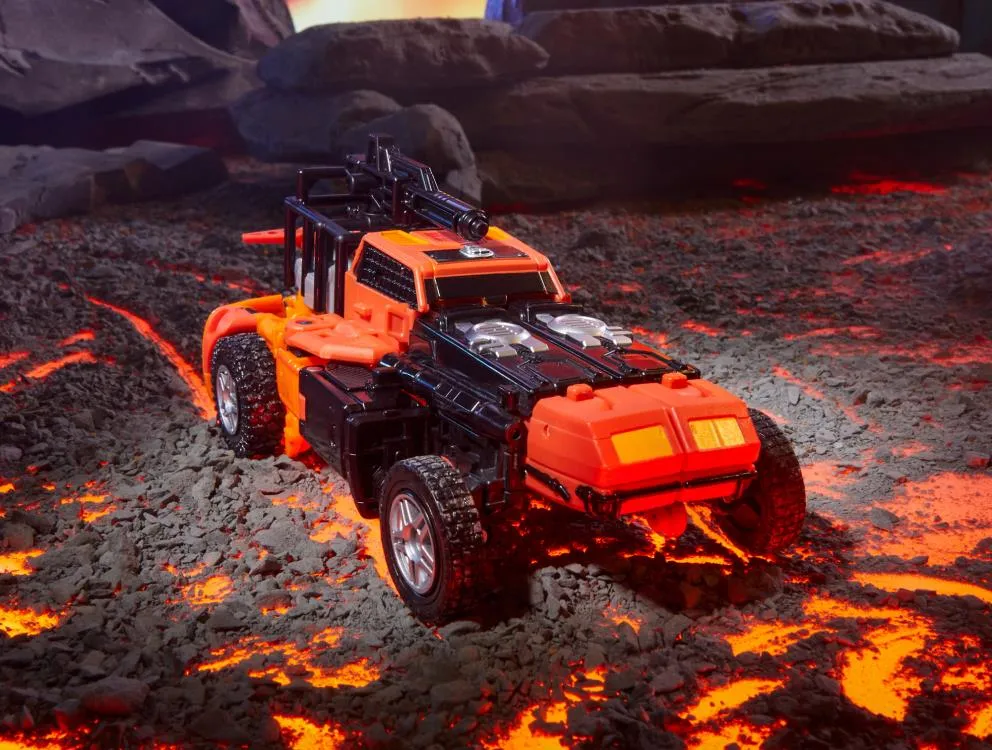 Transformers Legacy United: Leader Sandstorm