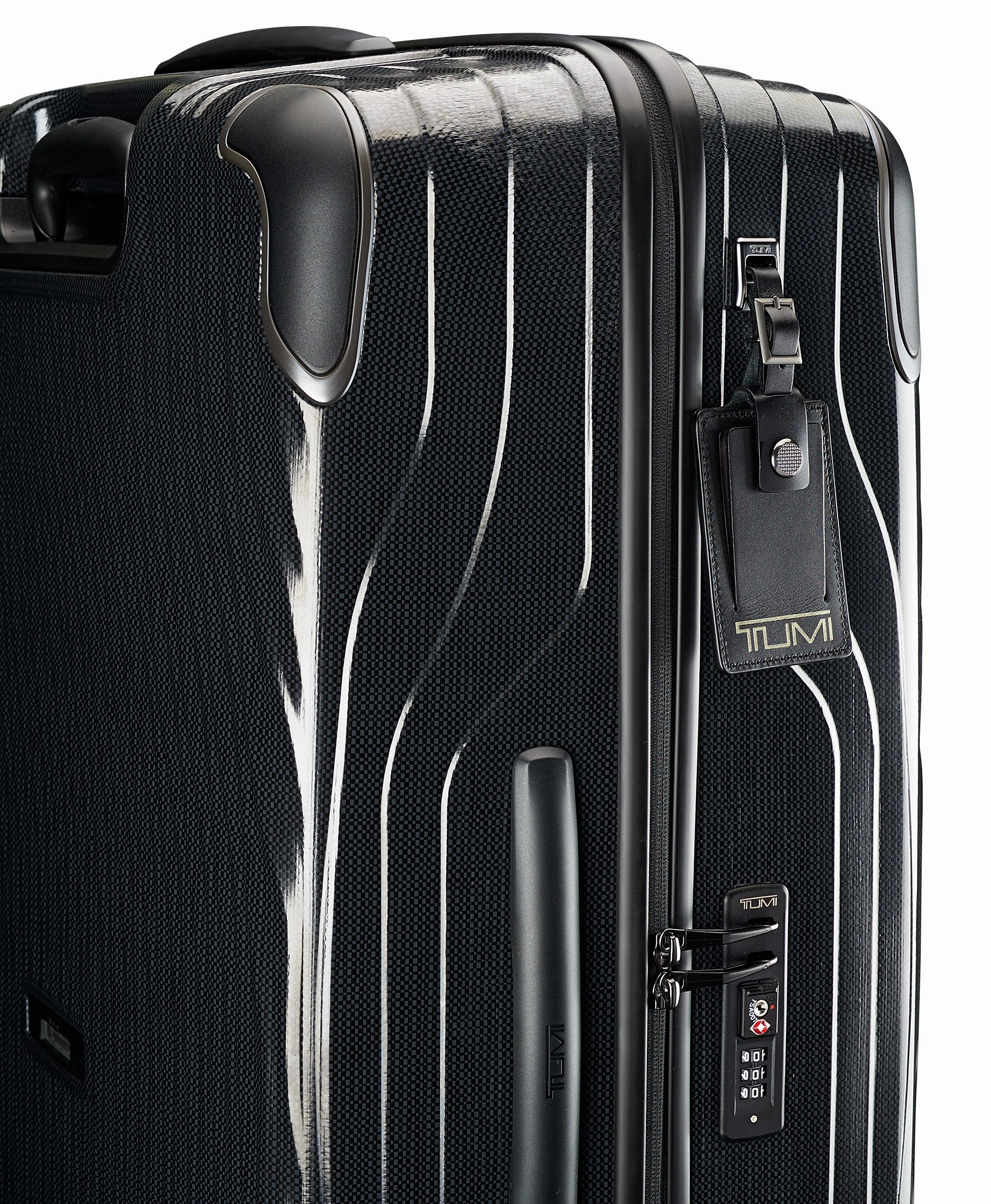 TUMI Latitude Worldwide Trip