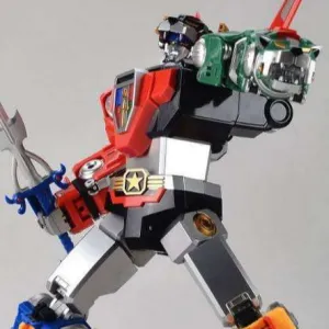 Voltron Beast King Golion - Metal Club Muscle Bear